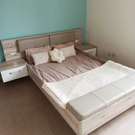 Апартаменты Duplex En Maison, Terrasse, Garage, Au Calme Лион