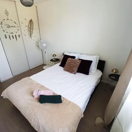 Апартаменты Duplex En Maison, Terrasse, Garage, Au Calme *